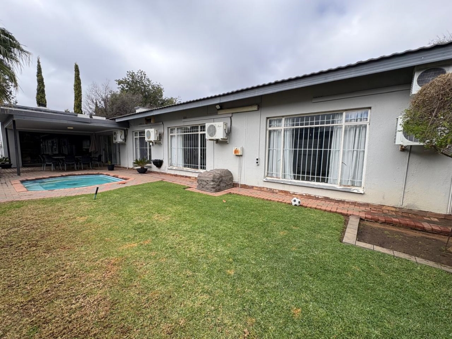 4 Bedroom Property for Sale in Jan Cillierspark Free State